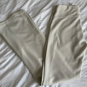 Lululemon Groove Pant Ribbed Flare bone size 6